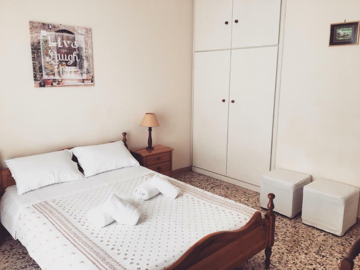 Irene'S Apartment อาร์เตมีดา ภายนอก รูปภาพ