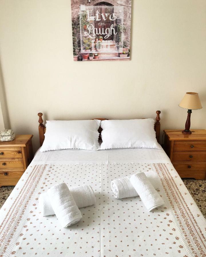 Irene'S Apartment อาร์เตมีดา ภายนอก รูปภาพ